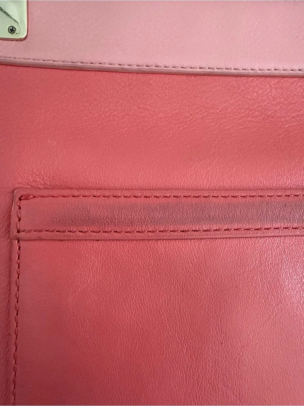 Tory Burch Pink Leather Shoulder Bag with Gold Chain Strap